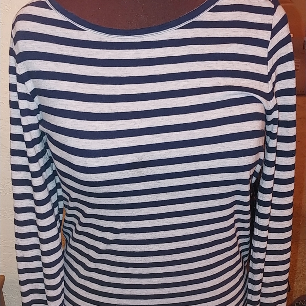 Jcrew Artist T size Xlarge